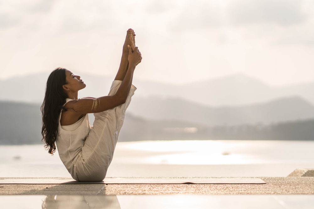 Meditação Kundalini Yoga: Uma Poderosa Mistura de Práticas Espirituais e Físicas
